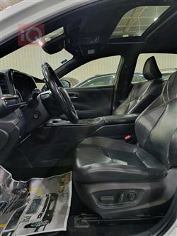 تۆیۆتا کامری